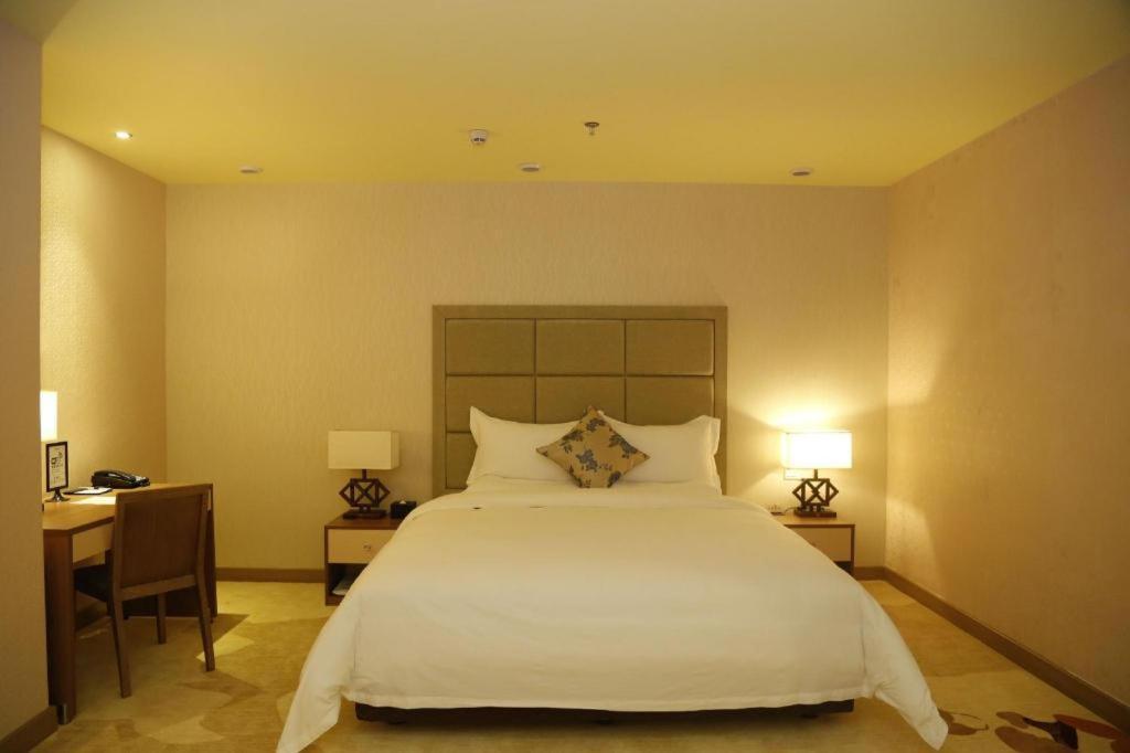 Boke Boutique Hotel Shenzhen Longgang Екстер'єр фото